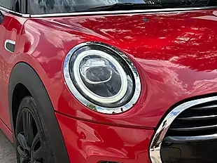 Used 2018 MINI Hatch Cooper Chili Red - Interior and Exterior details 4