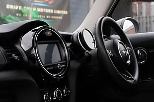 Used 2018 MINI Hatch Cooper Classic Grey - Interior and Exterior details 11