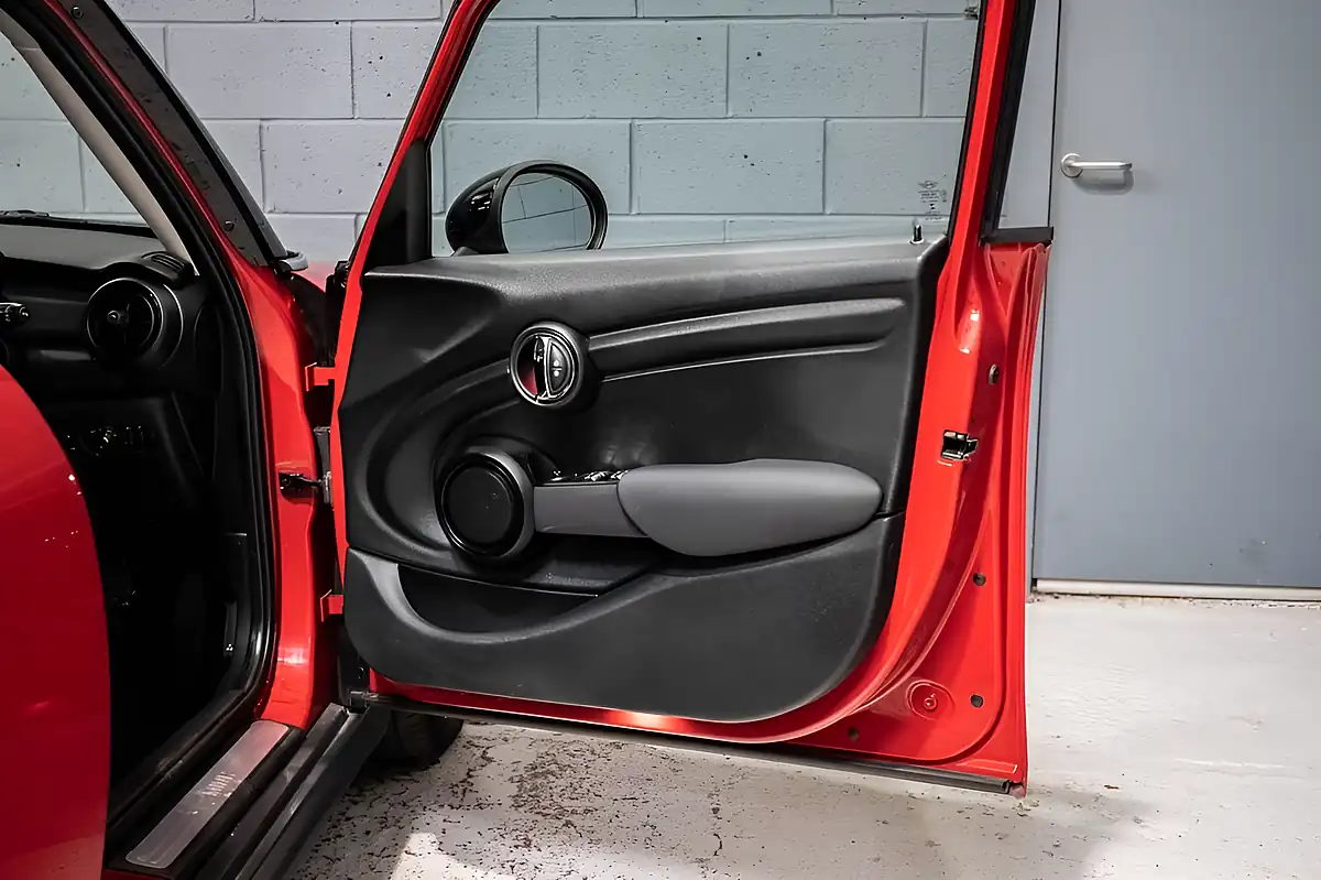 Used 2018 MINI Hatch Cooper Classic Red - Interior and Exterior details 5