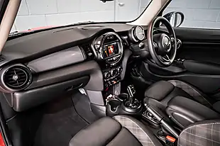 Used 2018 MINI Hatch Cooper Classic Red - Interior and Exterior details 9