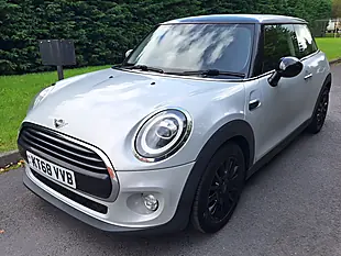 Used 2018 MINI Hatch Cooper Classic White Silver - Interior and Exterior details 2