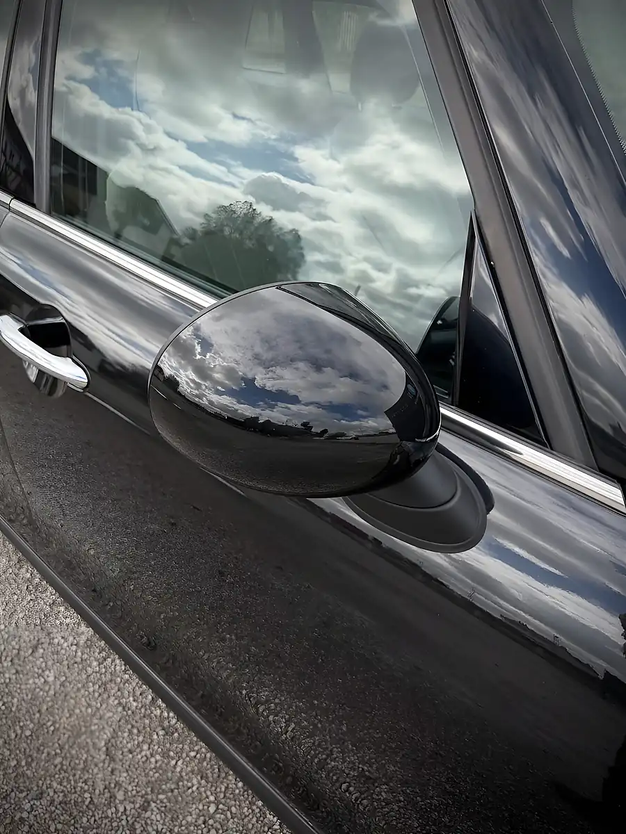 Used 2018 MINI Hatch Cooper Exclusive Midnight Black Met - A94 - Interior and Exterior details 9
