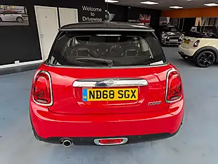 Used 2018 MINI Hatch Cooper Exclusive Red - Interior and Exterior details 8