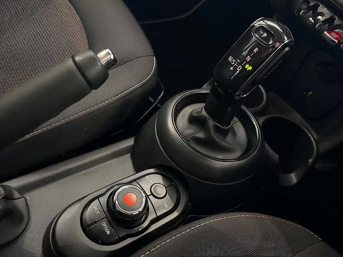 Used 2018 MINI Hatch Cooper Grey - Interior and Exterior details 14