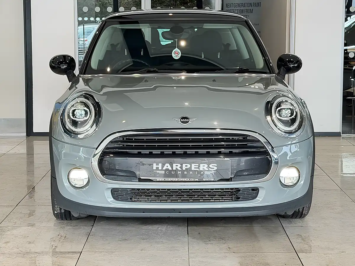 Used 2018 MINI Hatch Cooper Grey - Interior and Exterior details 2