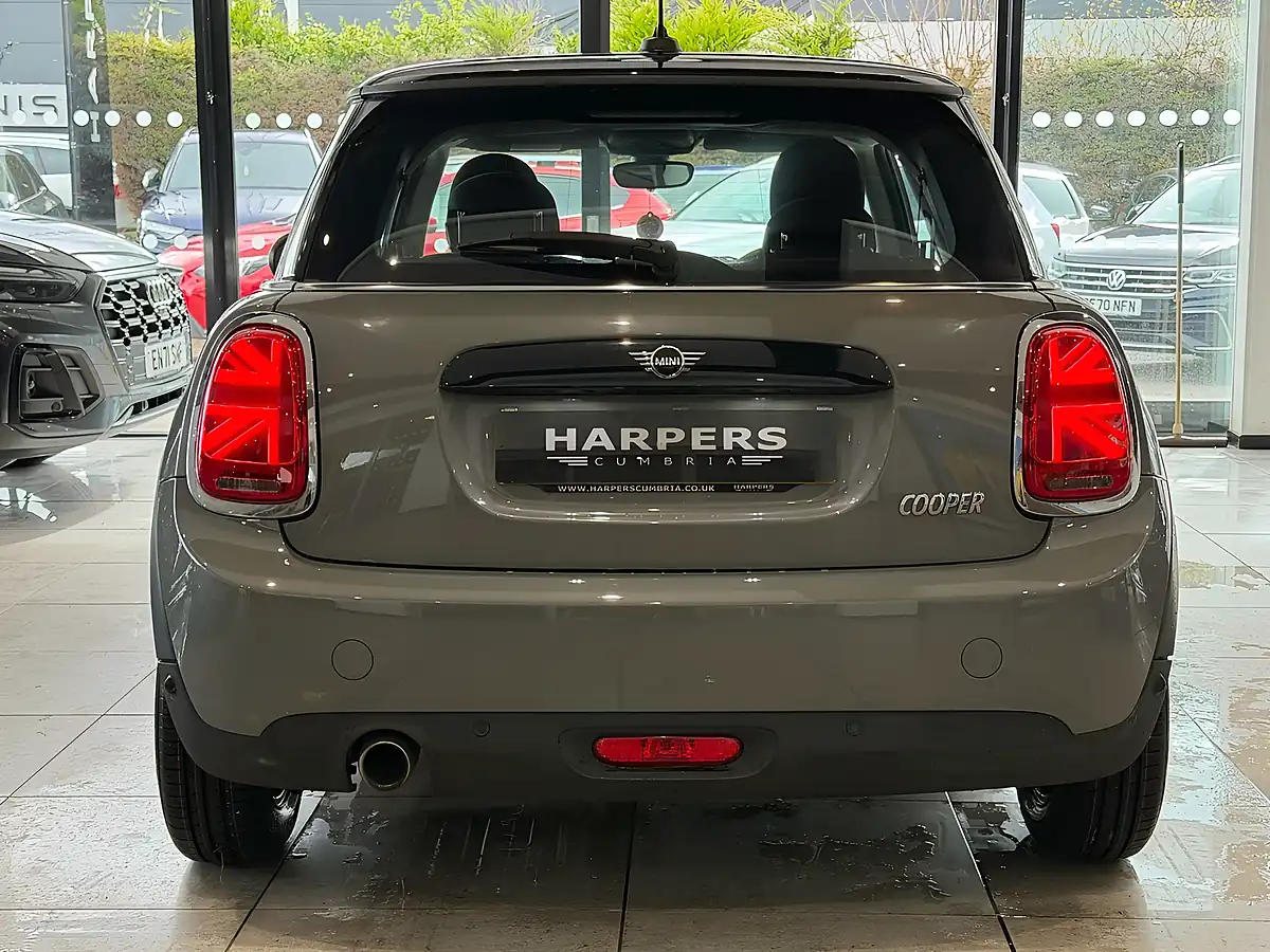 Used 2018 MINI Hatch Cooper Grey - Interior and Exterior details 6