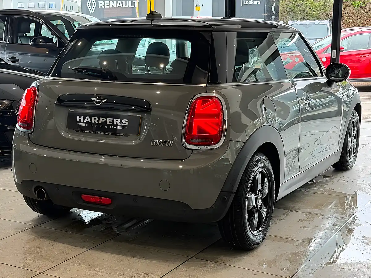 Used 2018 MINI Hatch Cooper Grey - Interior and Exterior details 7