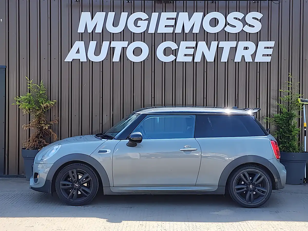 Used 2018 MINI Hatch Cooper Grey - Interior and Exterior details 3
