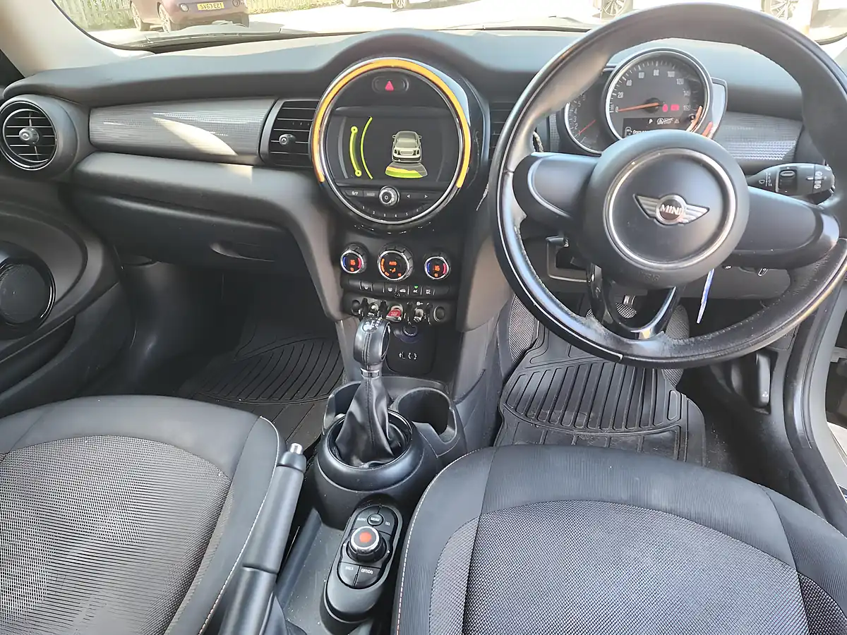 Used 2018 MINI Hatch Cooper Grey - Interior and Exterior details 7