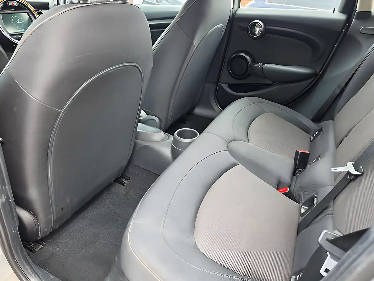 Used 2018 MINI Hatch Cooper Grey - Interior and Exterior details 11