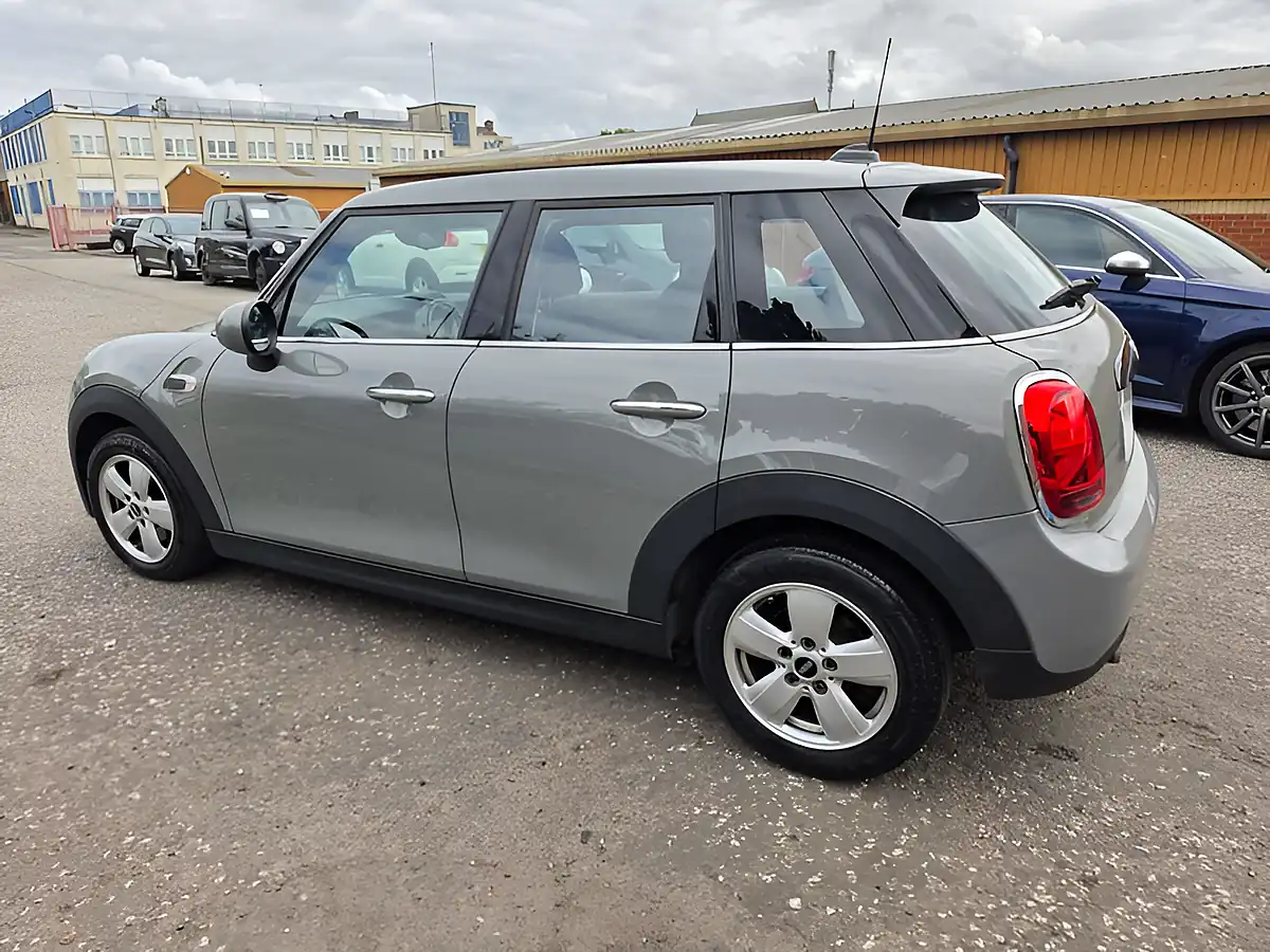 Used 2018 MINI Hatch Cooper Grey - Interior and Exterior details 14