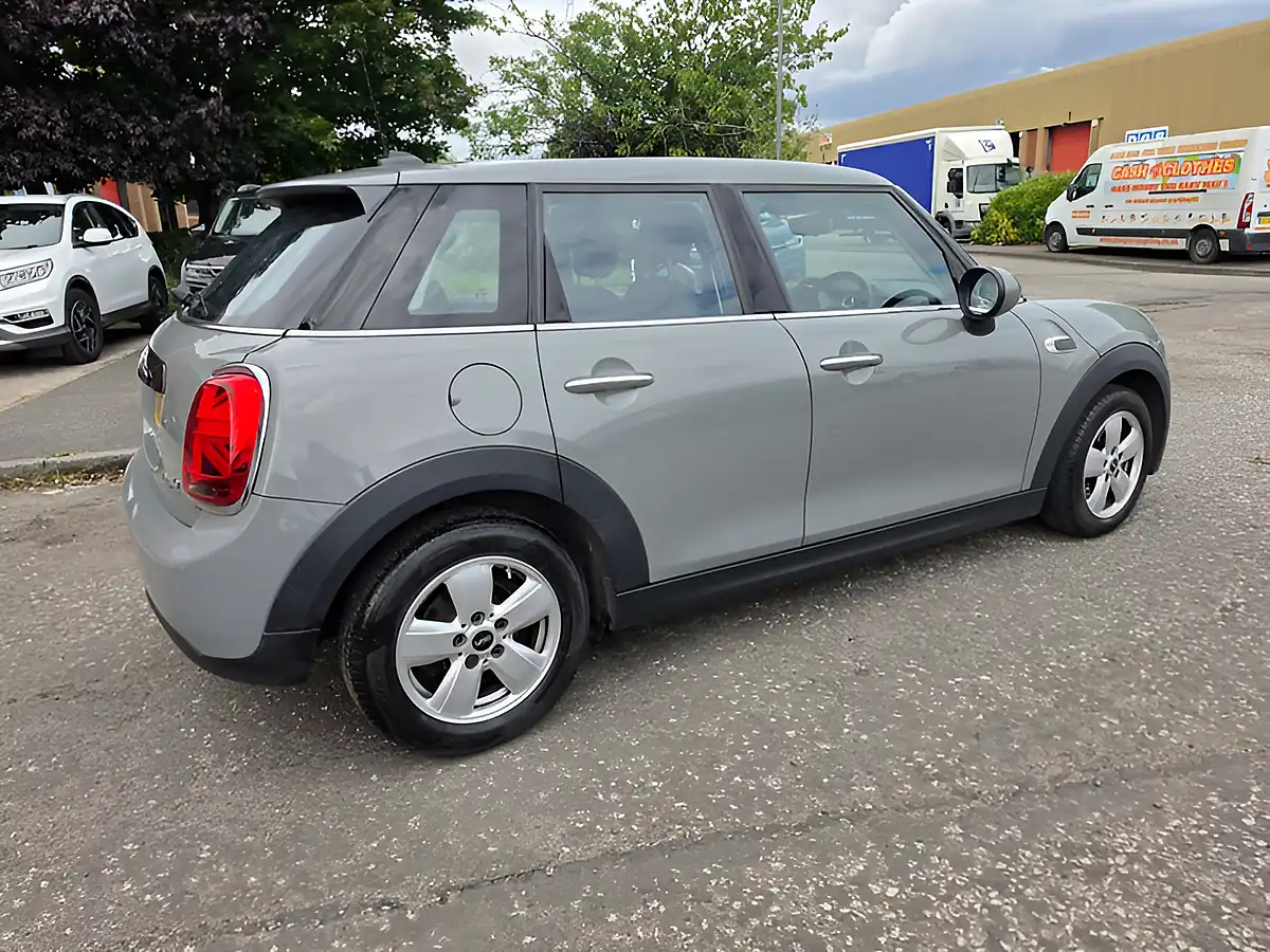 Used 2018 MINI Hatch Cooper Grey - Interior and Exterior details 16