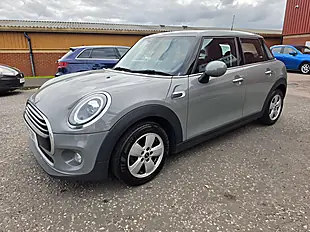 Used 2018 MINI Hatch Cooper Grey - Interior and Exterior details 3