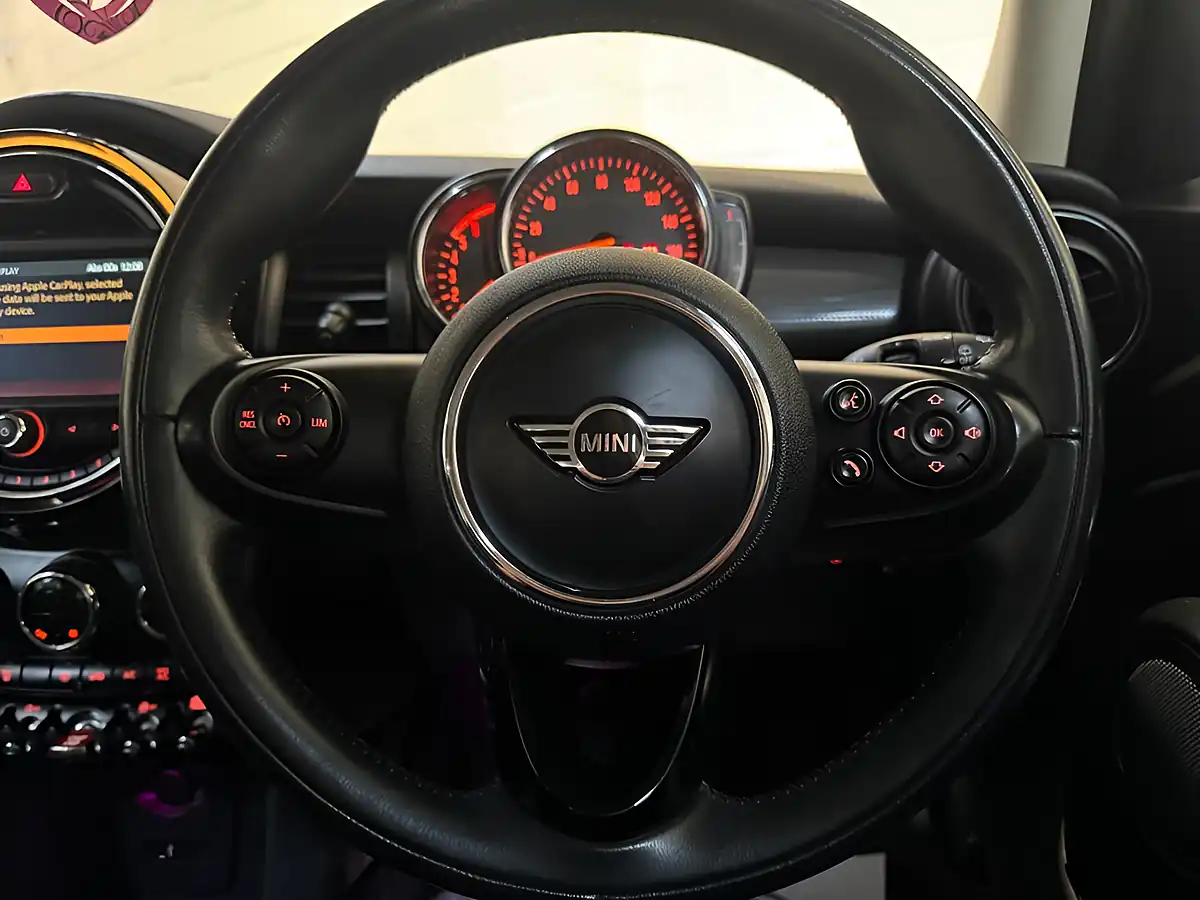 Used 2018 MINI Hatch Cooper Grey - Interior and Exterior details 13