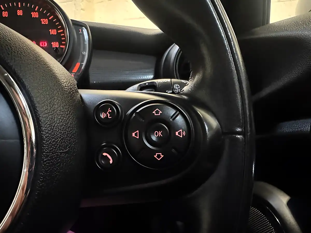 Used 2018 MINI Hatch Cooper Grey - Interior and Exterior details 19