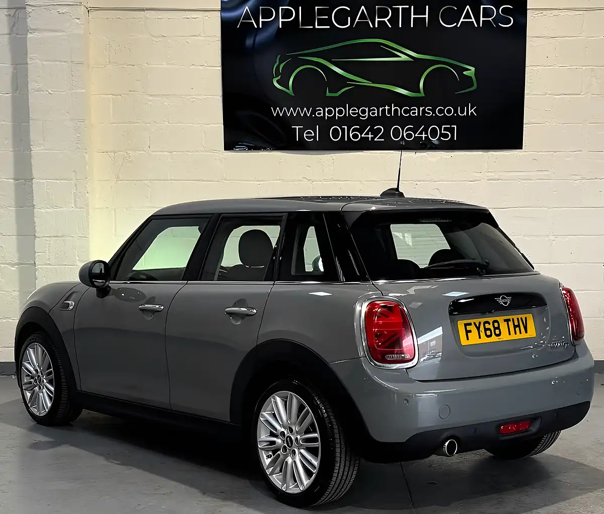 Used 2018 MINI Hatch Cooper Grey - Interior and Exterior details 7