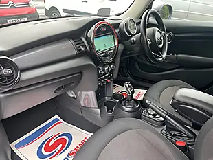 Used 2018 MINI Hatch Cooper Lapisluxury Blue - Interior and Exterior details 11