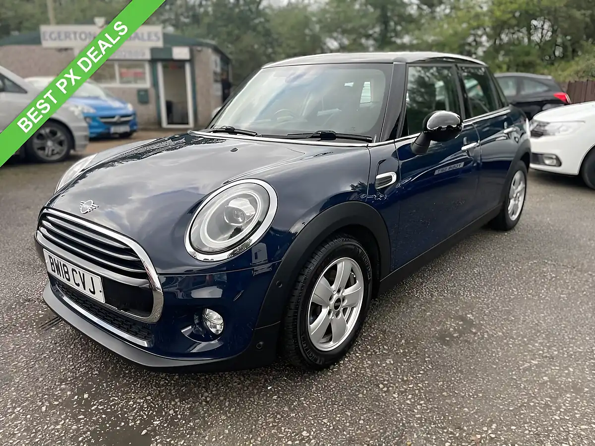 Used 2018 MINI Hatch Cooper Lapisluxury Blue - Interior and Exterior details 4