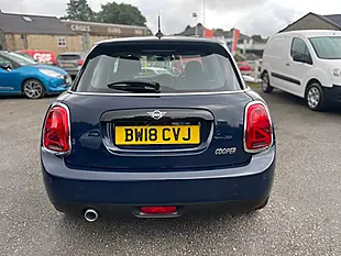 Used 2018 MINI Hatch Cooper Lapisluxury Blue - Interior and Exterior details 7