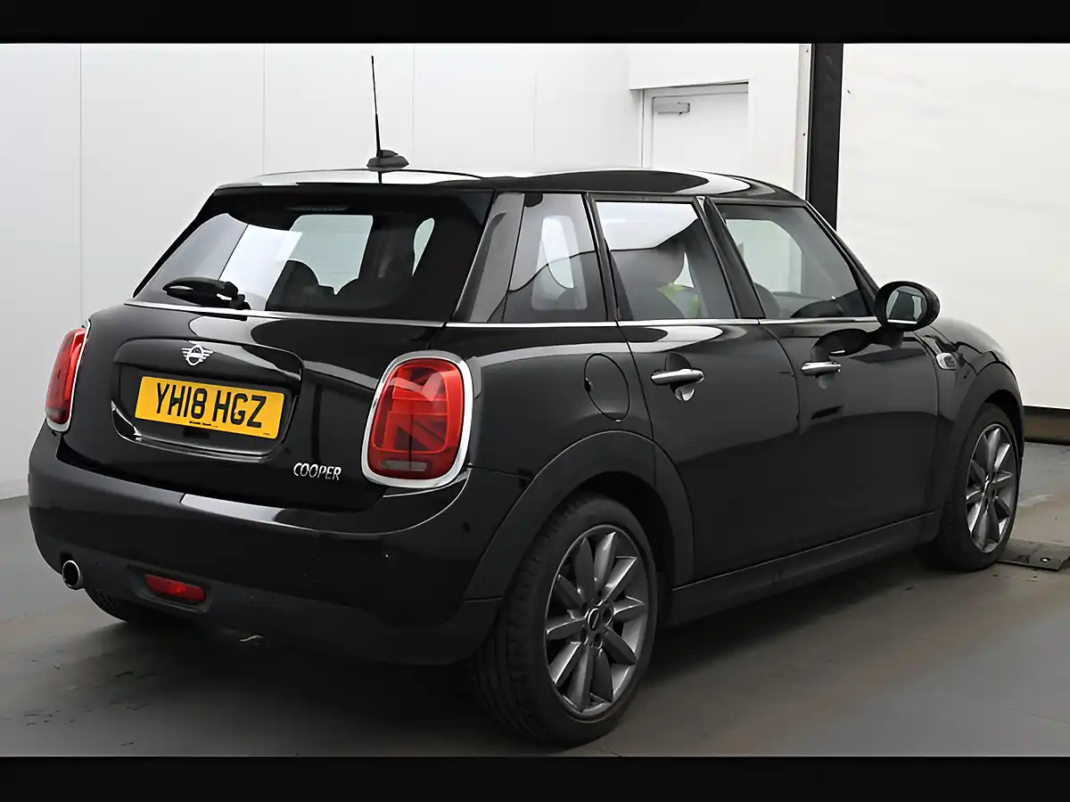 Used 2018 MINI Hatch Cooper Midnight Black - Interior and Exterior details 10