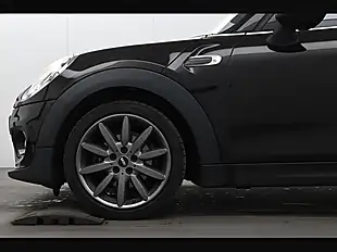 Used 2018 MINI Hatch Cooper Midnight Black - Interior and Exterior details 14