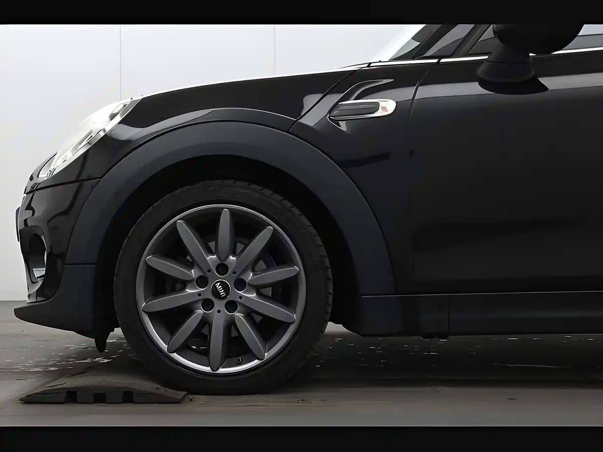 Used 2018 MINI Hatch Cooper Midnight Black - Interior and Exterior details 14