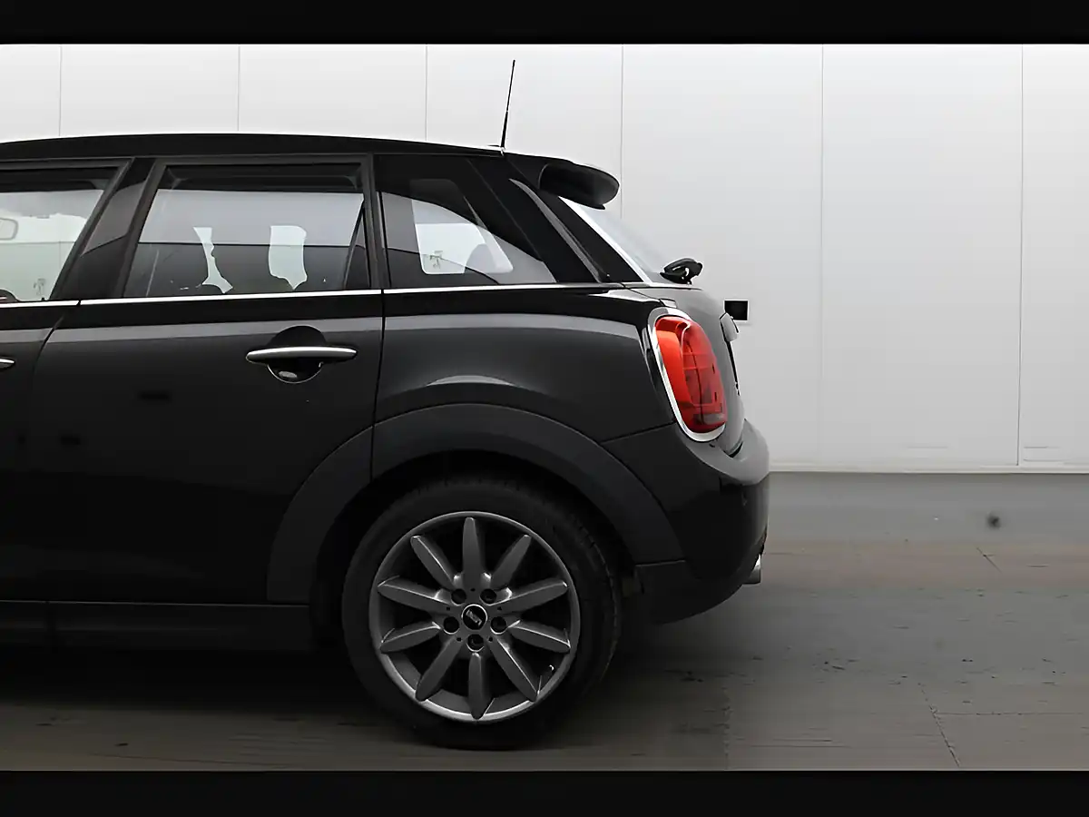 Used 2018 MINI Hatch Cooper Midnight Black - Interior and Exterior details 15
