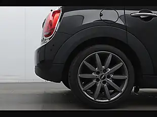 Used 2018 MINI Hatch Cooper Midnight Black - Interior and Exterior details 17
