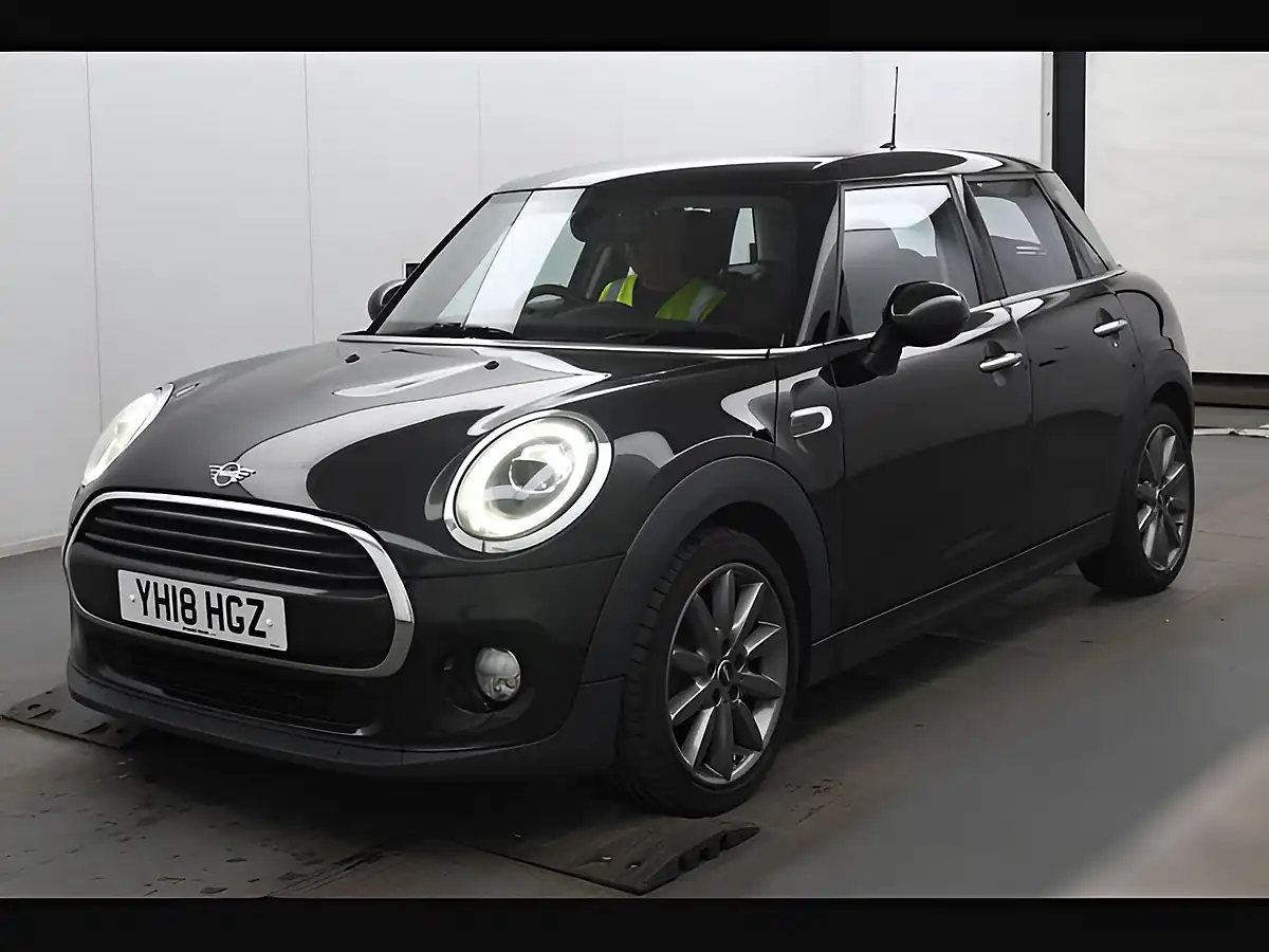 Used 2018 MINI Hatch Cooper Midnight Black - Interior and Exterior details 2
