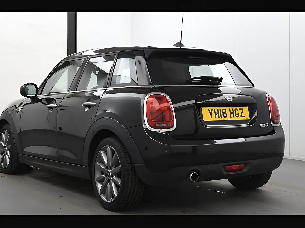 Used 2018 MINI Hatch Cooper Midnight Black - Interior and Exterior details 7