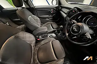Used 2018 MINI Hatch Cooper Pepper White - Interior and Exterior details 16