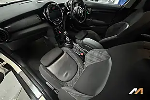 Used 2018 MINI Hatch Cooper Pepper White - Interior and Exterior details 18