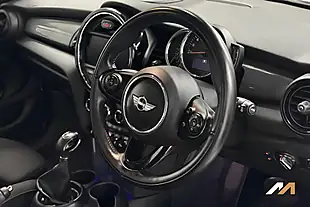 Used 2018 MINI Hatch Cooper Pepper White - Interior and Exterior details 20