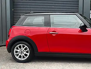 Used 2018 MINI Hatch Cooper Red - Interior and Exterior details 10