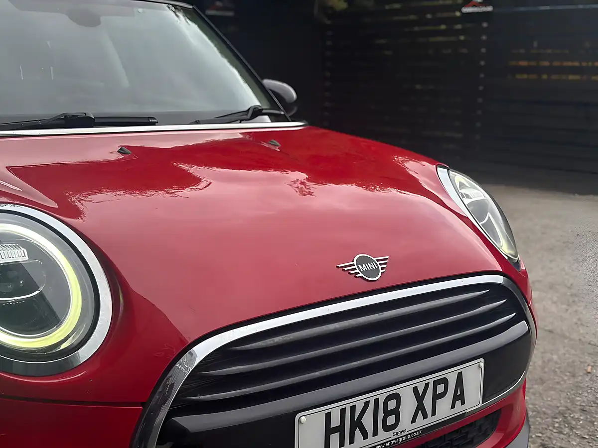 Used 2018 MINI Hatch Cooper Red - Interior and Exterior details 11