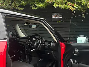Used 2018 MINI Hatch Cooper Red - Interior and Exterior details 14