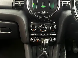 Used 2018 MINI Hatch Cooper Red - Interior and Exterior details 16