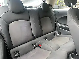 Used 2018 MINI Hatch Cooper Red - Interior and Exterior details 7