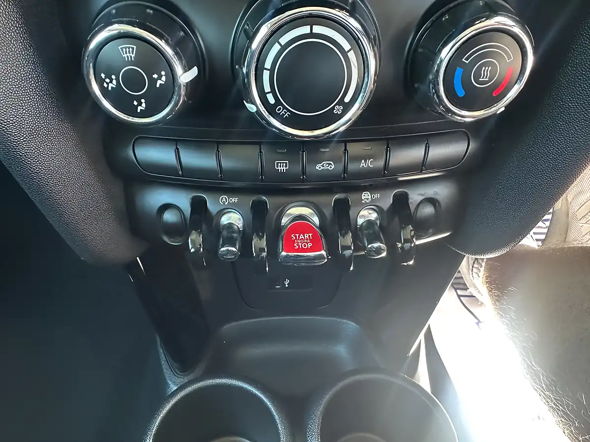 Used 2018 MINI Hatch Cooper S Blue - Interior and Exterior details 20
