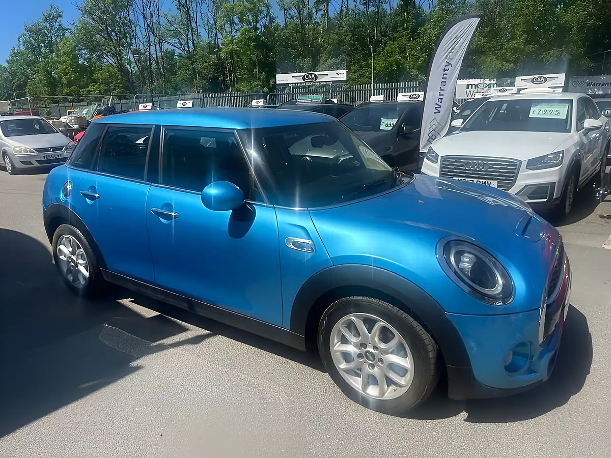 Used 2018 MINI Hatch Cooper S Blue - Interior and Exterior details 9