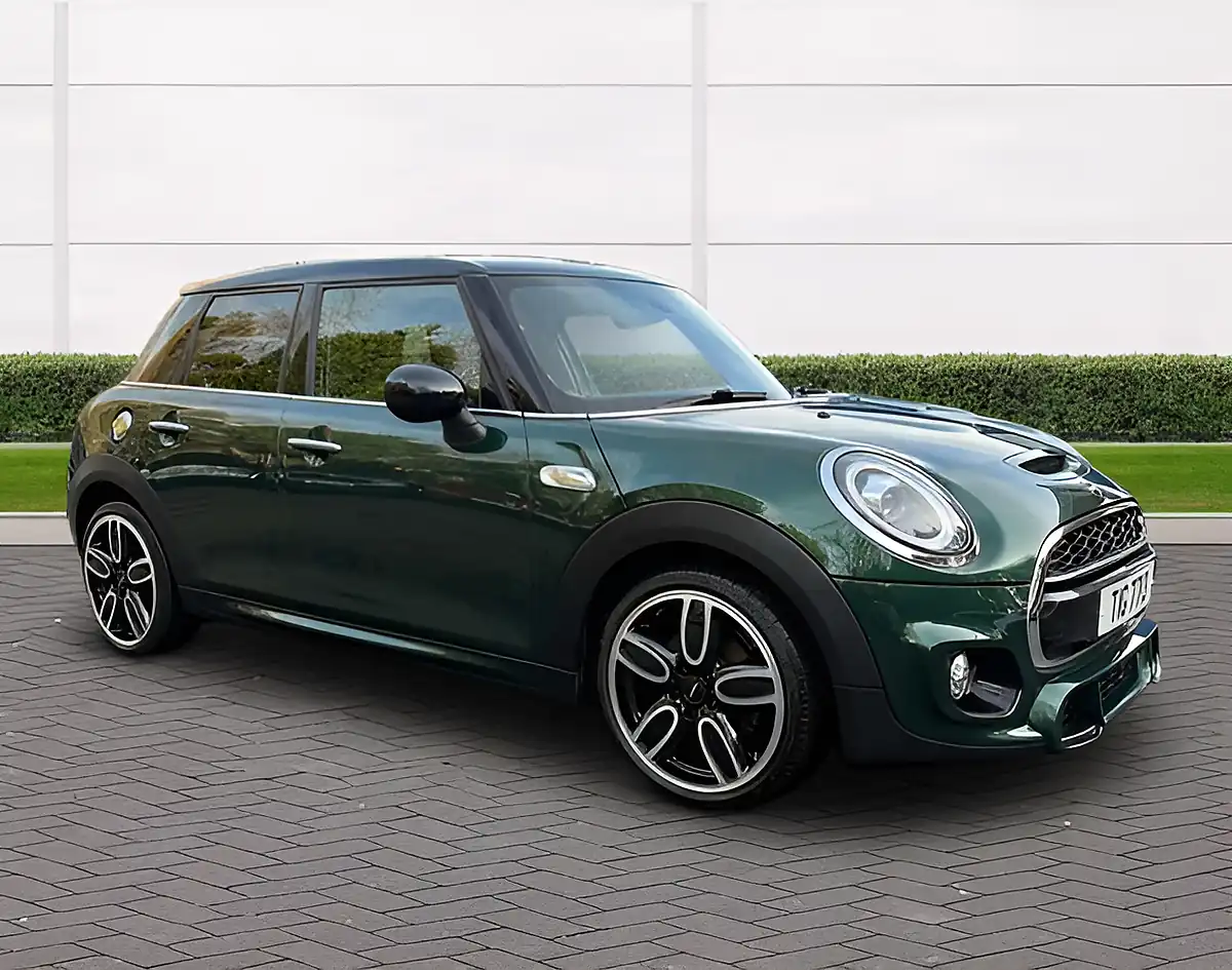 Used 2018 MINI Hatch Cooper S British Racing Green - Interior and Exterior details 19