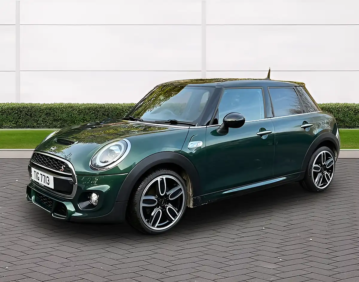 Used 2018 MINI Hatch Cooper S British Racing Green - Interior and Exterior details 2