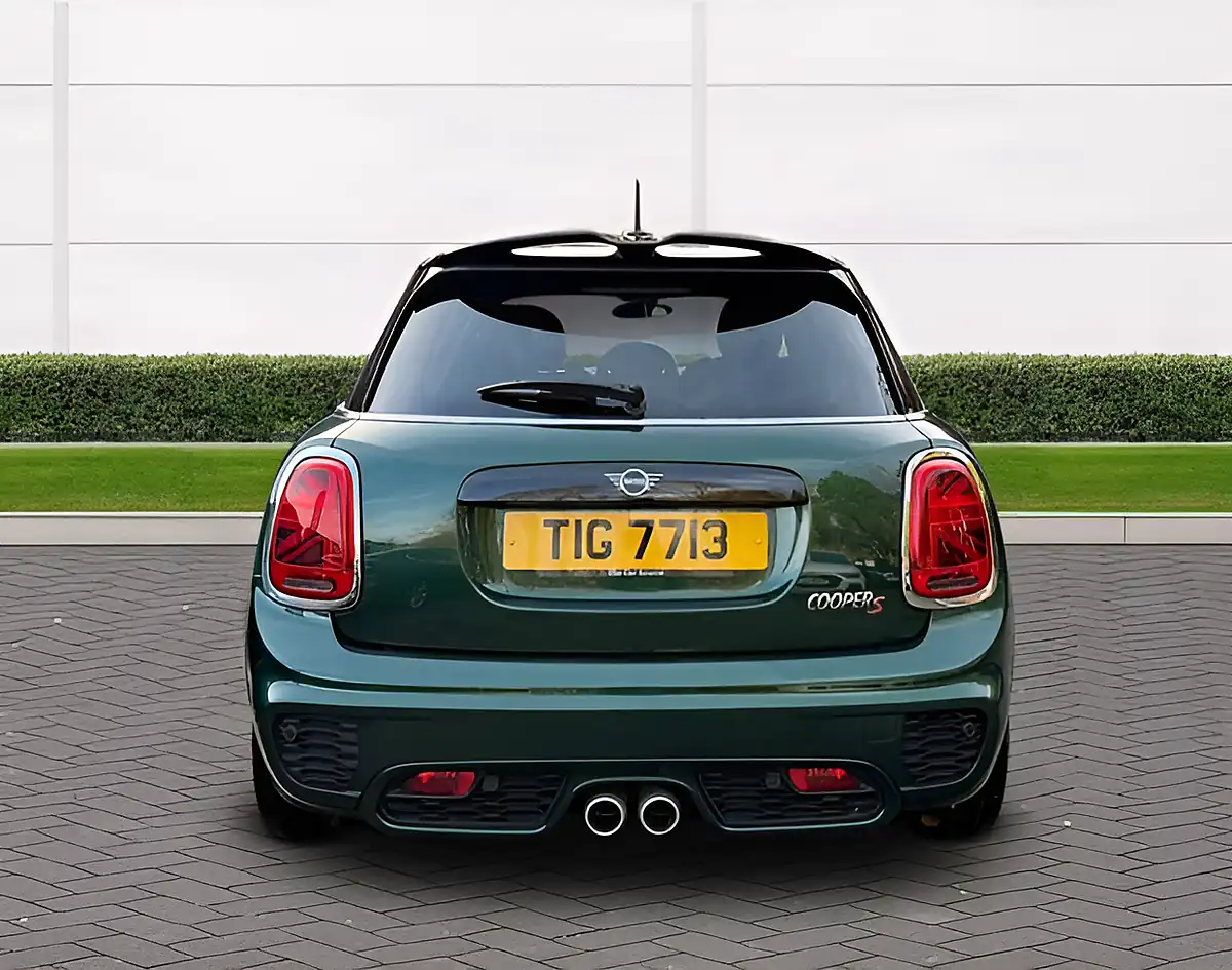 Used 2018 MINI Hatch Cooper S British Racing Green - Interior and Exterior details 4
