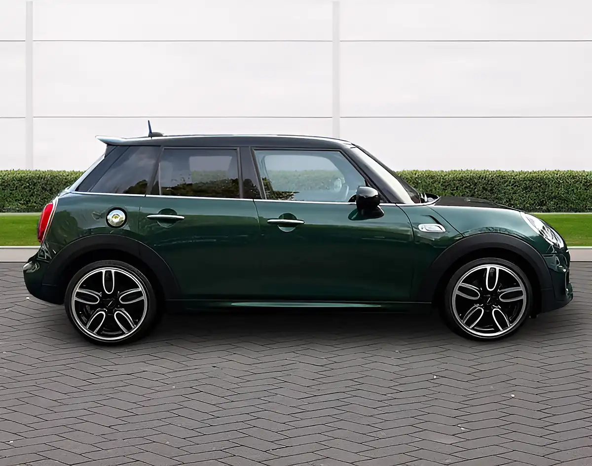 Used 2018 MINI Hatch Cooper S British Racing Green - Interior and Exterior details 7
