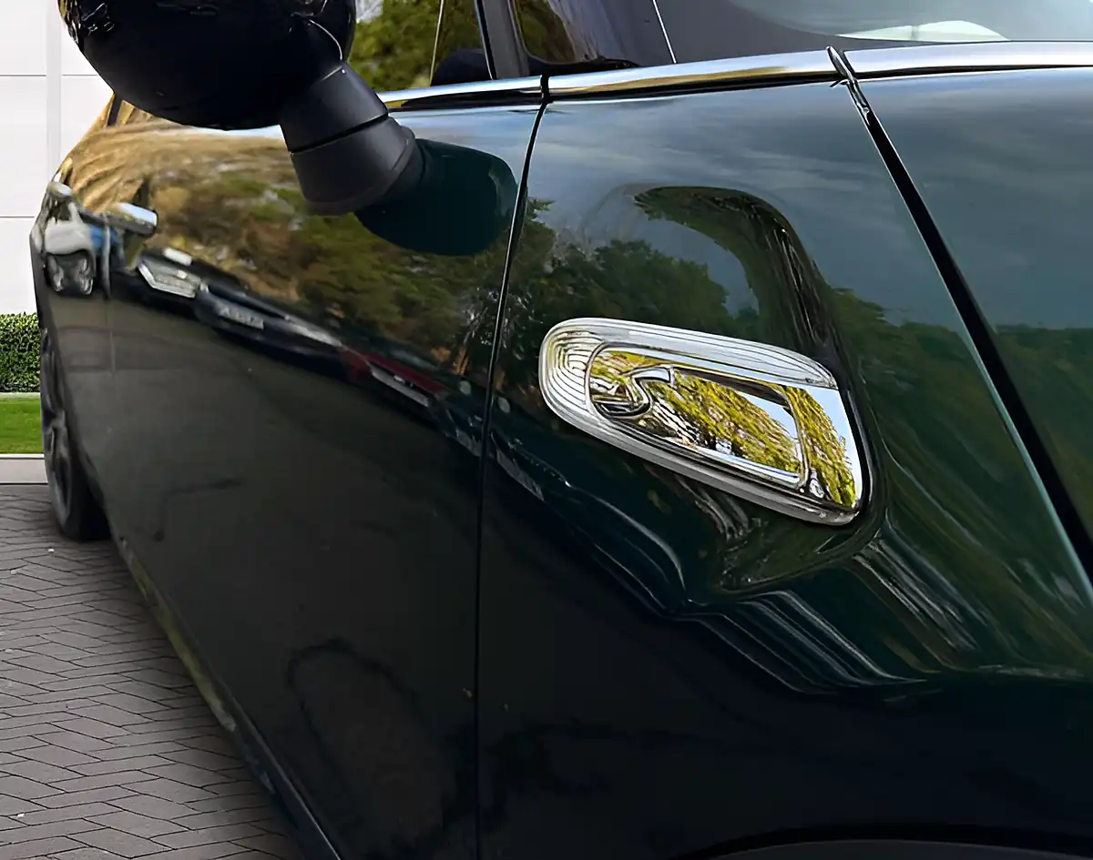 Used 2018 MINI Hatch Cooper S British Racing Green - Interior and Exterior details 8