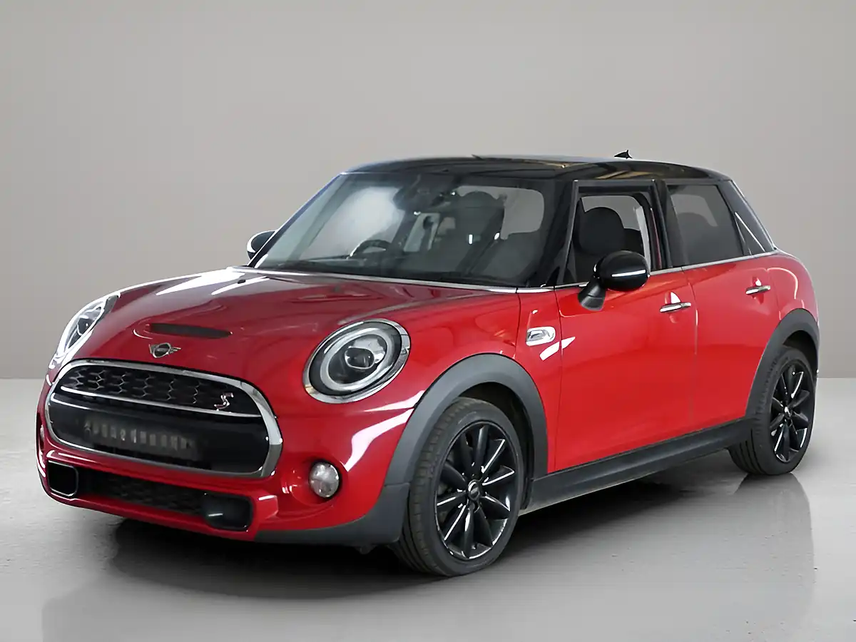 Used 2018 MINI Hatch Cooper S Chili Red - Interior and Exterior details 3