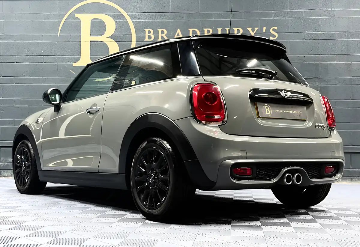 Used 2018 MINI Hatch Cooper S Grey - Interior and Exterior details 15