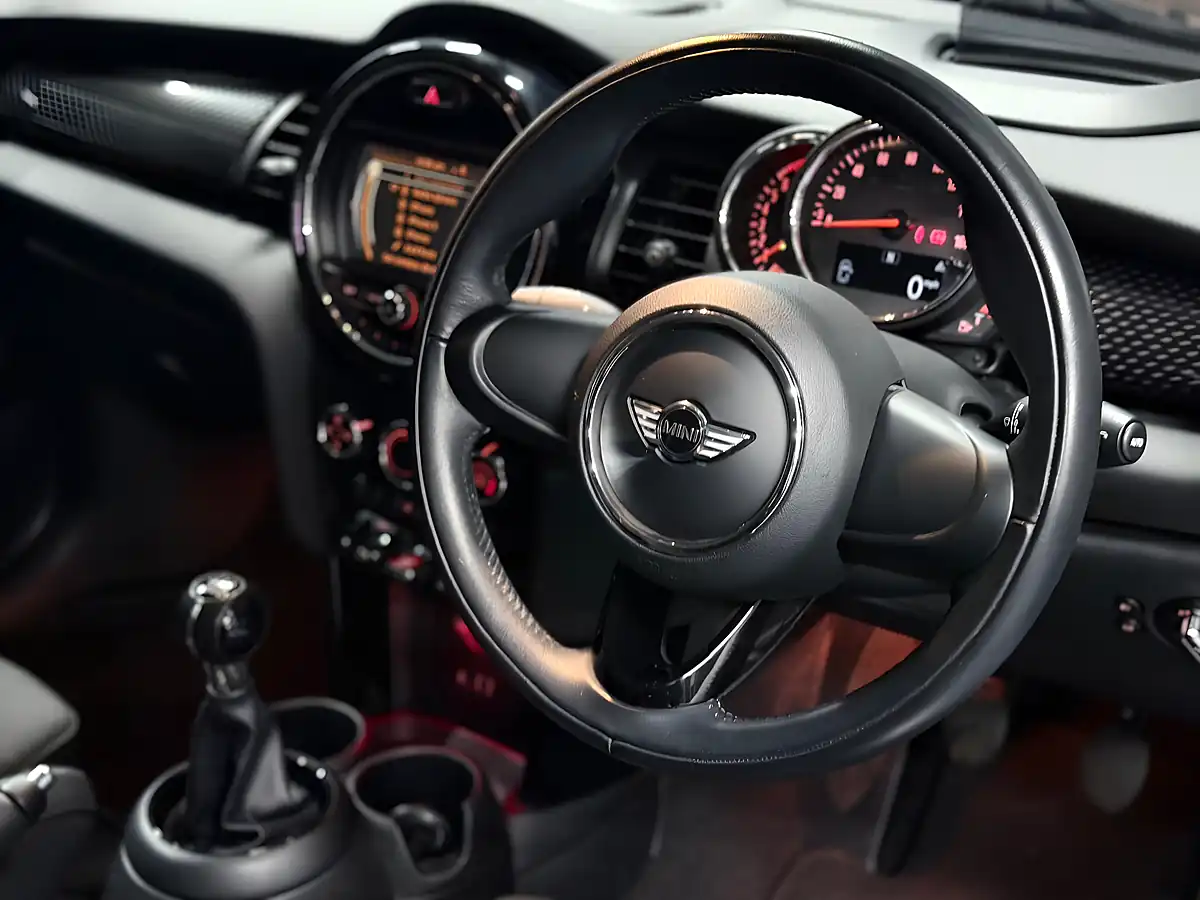 Used 2018 MINI Hatch Cooper S Grey - Interior and Exterior details 19