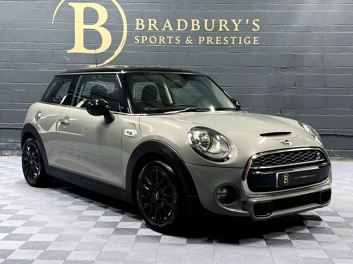 Used 2018 MINI Hatch Cooper S Grey - Interior and Exterior details 7