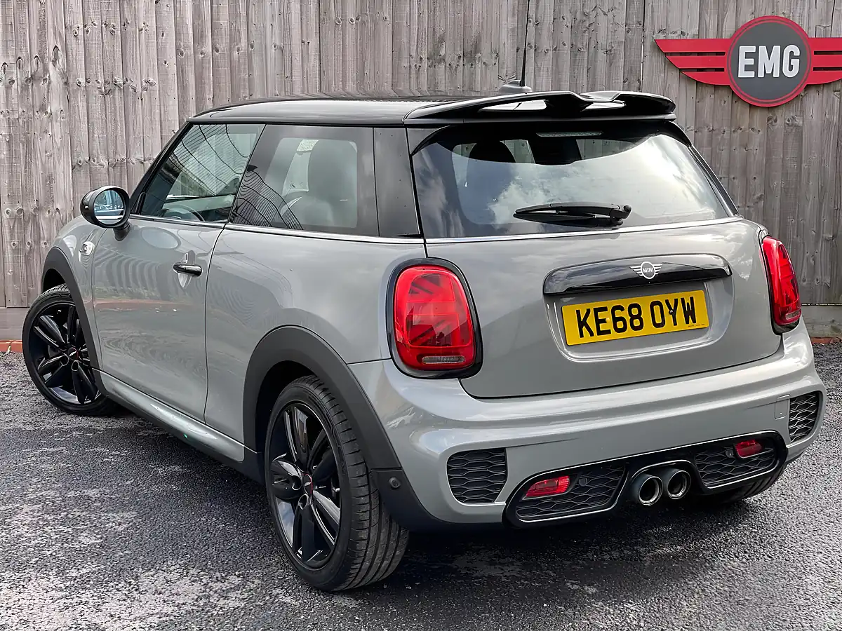 Used 2018 MINI Hatch Cooper S Grey - Interior and Exterior details 2